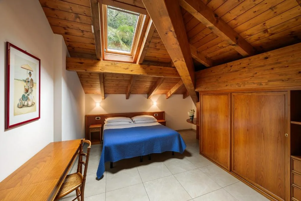 Residence L’Ulivo – Apartments in the city Center, with Fitness, Squash & Private Parking