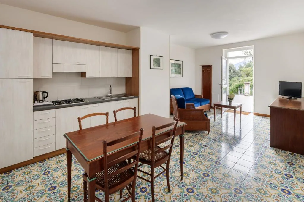 Residence L’Ulivo – Apartments in the city Center, with Fitness, Squash & Private Parking — foto 4