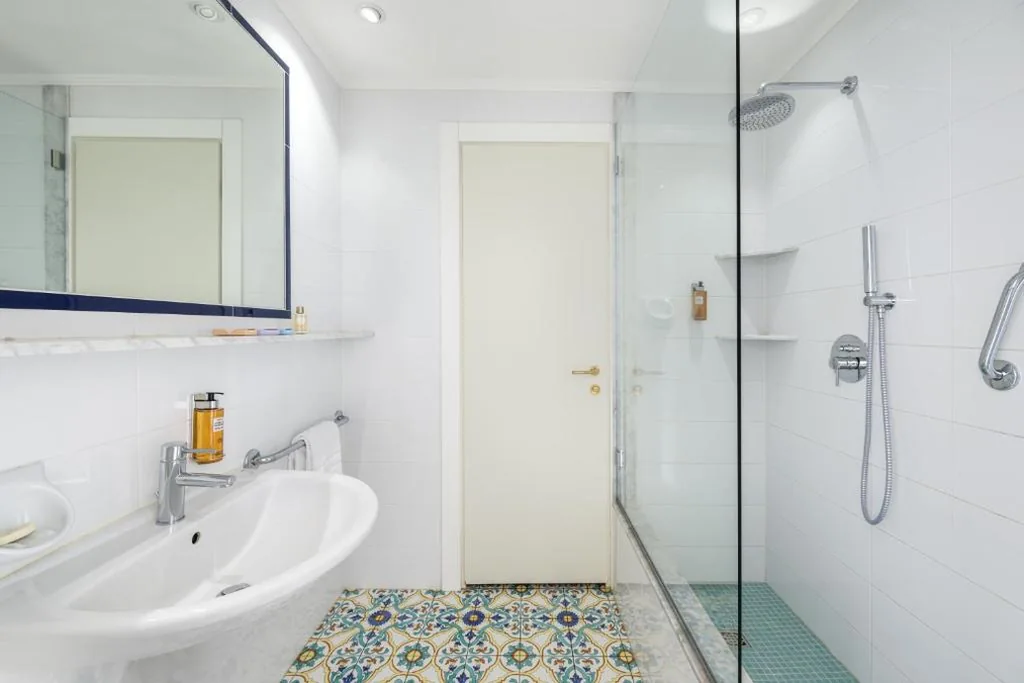 Residence L’Ulivo – Apartments in the city Center, with Fitness, Squash & Private Parking — foto 8