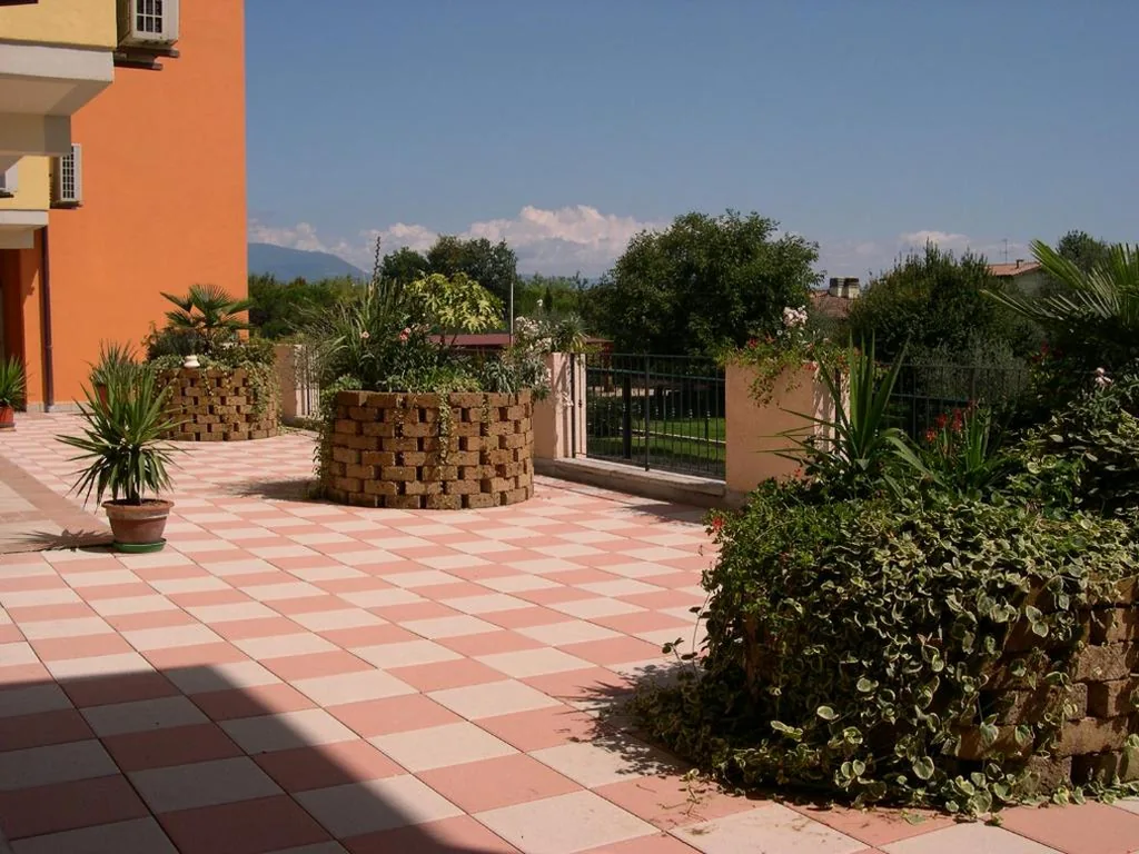 Residence Miralago Rooms & Apartments