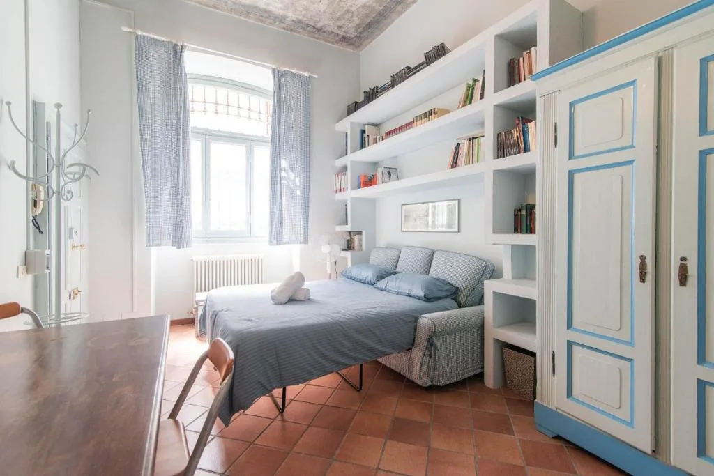 Room 34 by “The House Of Travelers”