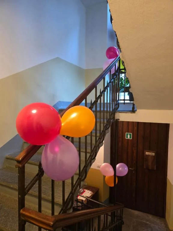 ROOMS CA’ TUNIN- ideale per il Trenino Rosso- a pochi minuti a piedi dalla stazione
