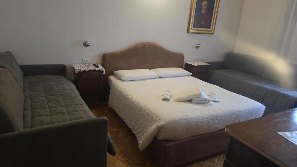 ROOMS CA’ TUNIN- ideale per il Trenino Rosso- a pochi minuti a piedi dalla stazione — foto 6