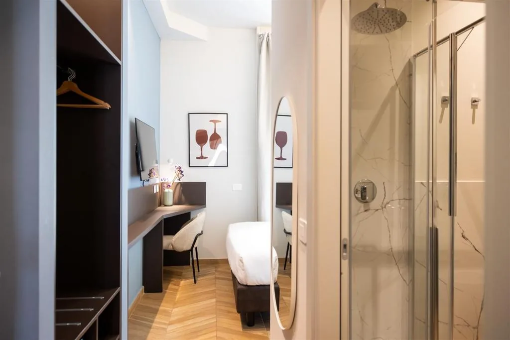 RossoVino Milano Boutique — foto 3