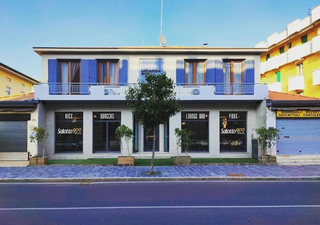 SALOTTO “900Strati”