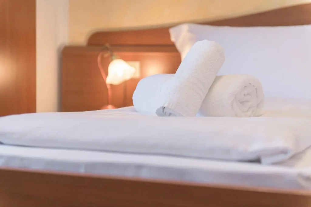 Standard Plus Twin Room — Hotel Antico Monastero