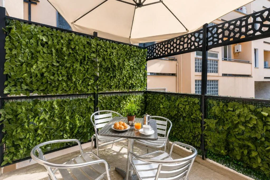 Stylish 8-Bed Home near Duomo ideal for Groups Families with terrace garden parking
