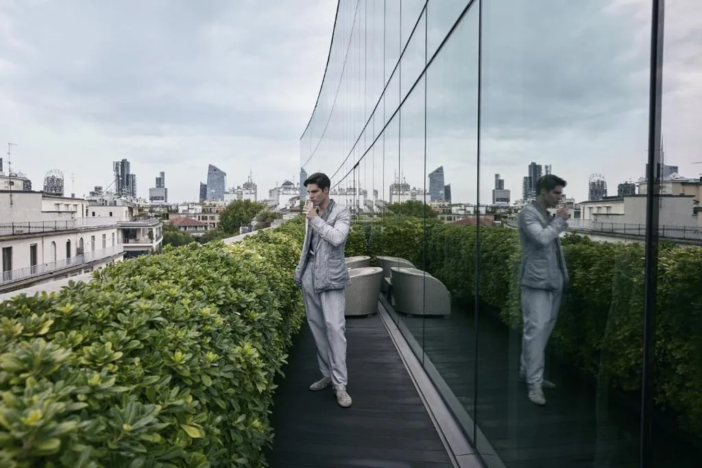Armani Premiere Suite with Terrace — Armani Hotel Milano