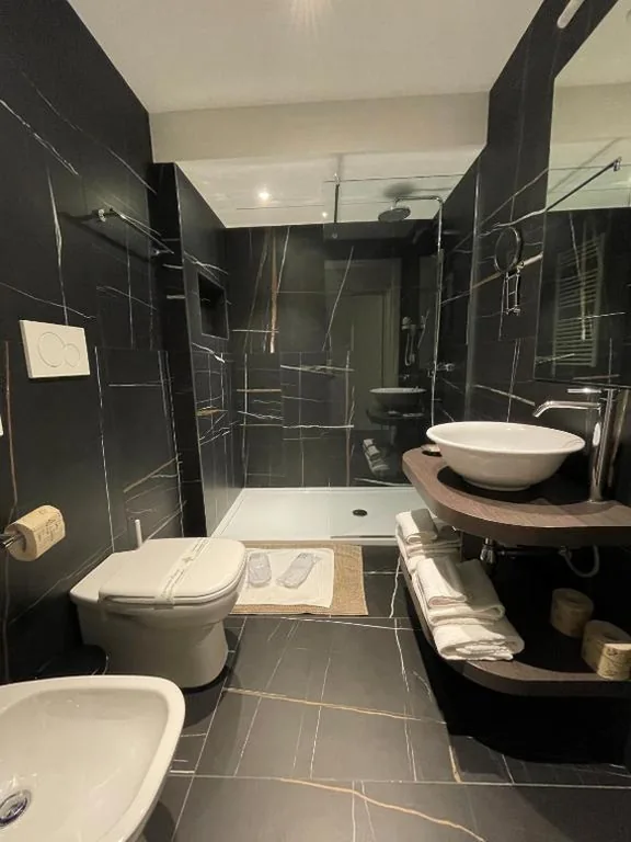 One-Bedroom Suite — Studio Inn Centrale & Milano Urban Padel