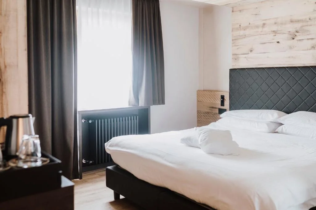 Suite with Balcony — Hotel Concordia
