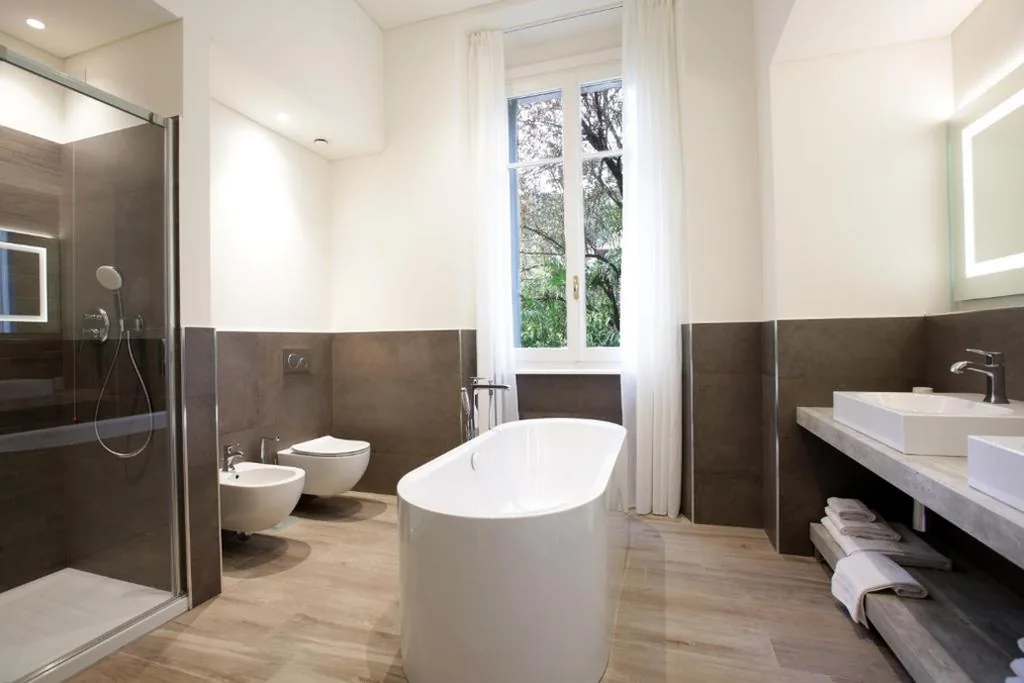 Suite with Balcony — Villa Liberty