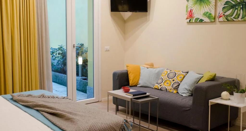 Suite with Terrace — La Corte Fiorita Como