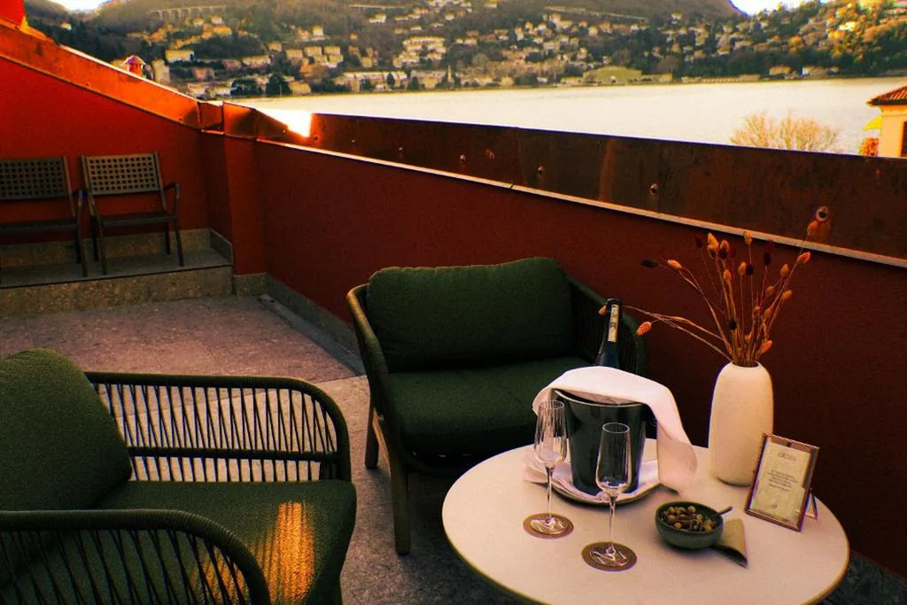 Suite con Terrazza — MÍMESIS 11 – Boutique Hotel