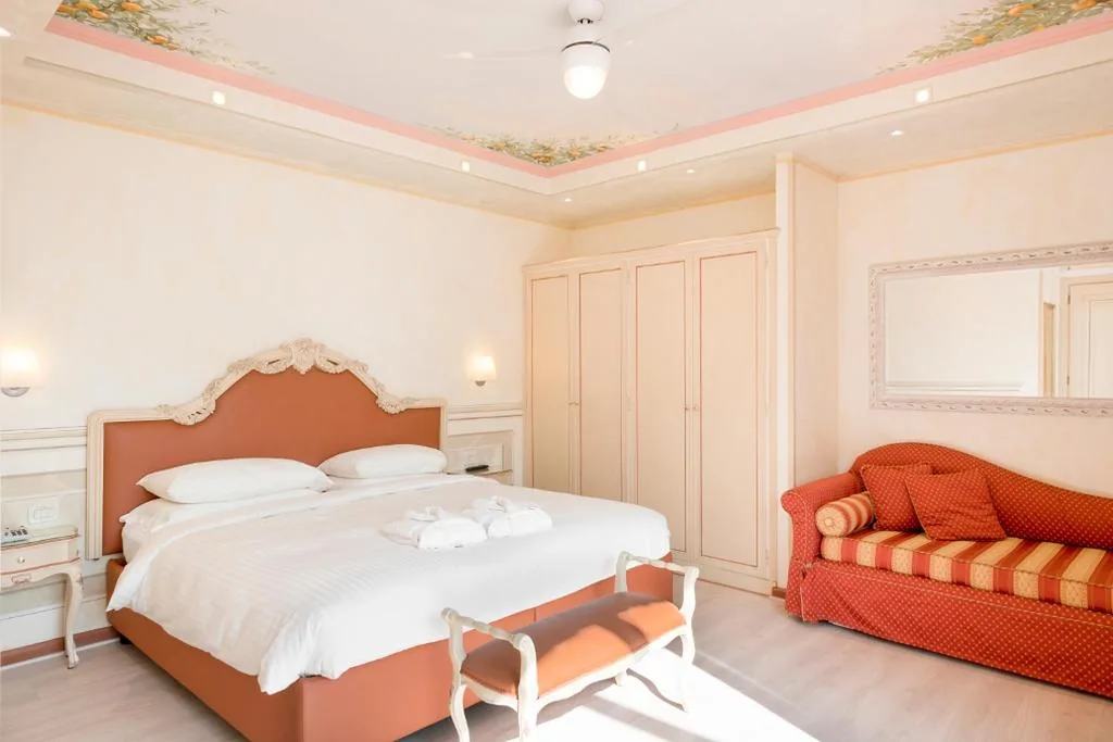 Suite con Terrazza Privata e Vista Lago — Hotel Villa Florida & Suite Apartments