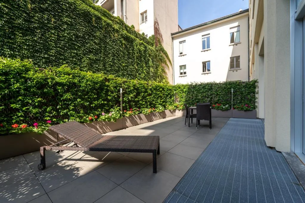 Suite with Hydromassage Bathtub — Hotel Milano Castello