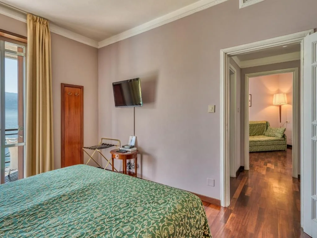 Suite con Vasca Idromassaggio — Villa Cappellina
