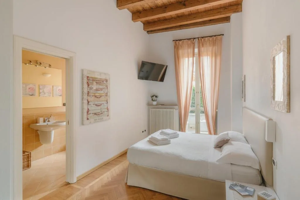 Family Suite with Balcony — Quarenghi16