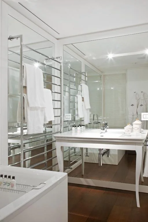 Suite Familiare — Magna Pars l’Hotel à Parfum, Small Luxury Hotels of the World