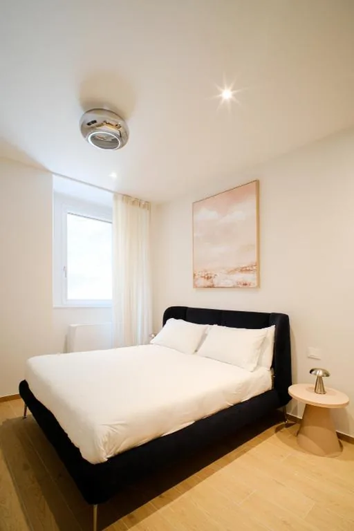 Suite — Garden Double Suite – 3 min walk to Bernina Express