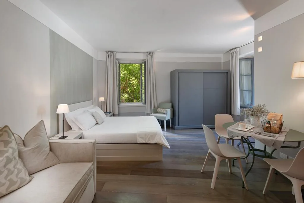 Suite — GombitHotel