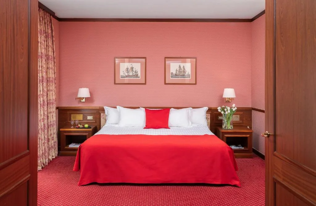 Suite King con 1 Camera da Letto (3 Adulti) — Leonardo Hotel Milan City Center