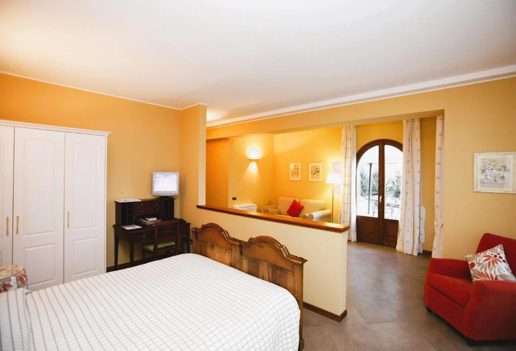 Suite — La Valletta Relais