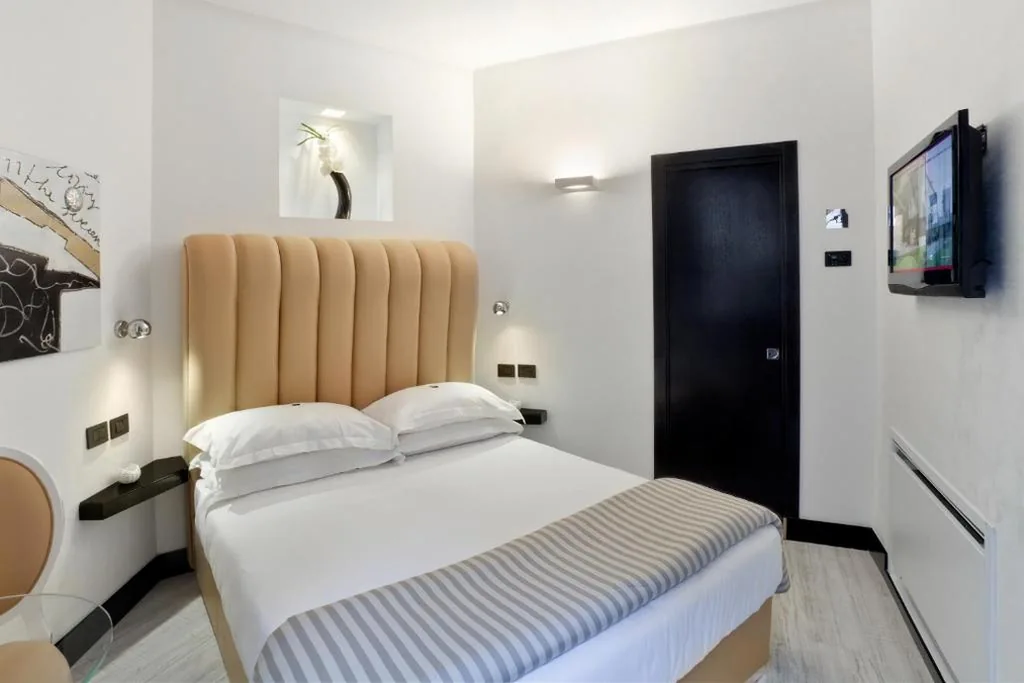 Suite — LHP Hotel Napoleon