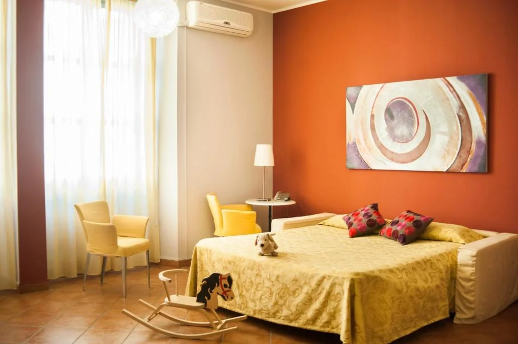 Suite — Lizard Hotel
