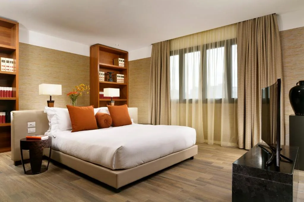 Suite — Milan Suite Hotel