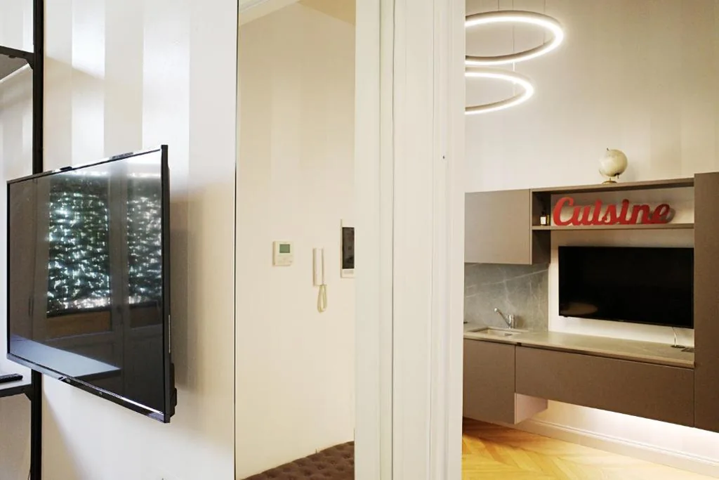Suite — PORTA NUOVA SUITES