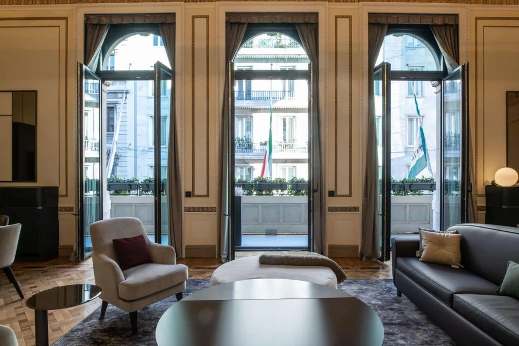 Suite Presidenziale — Palazzo Touring Club Milan, A Radisson Collection Hotel