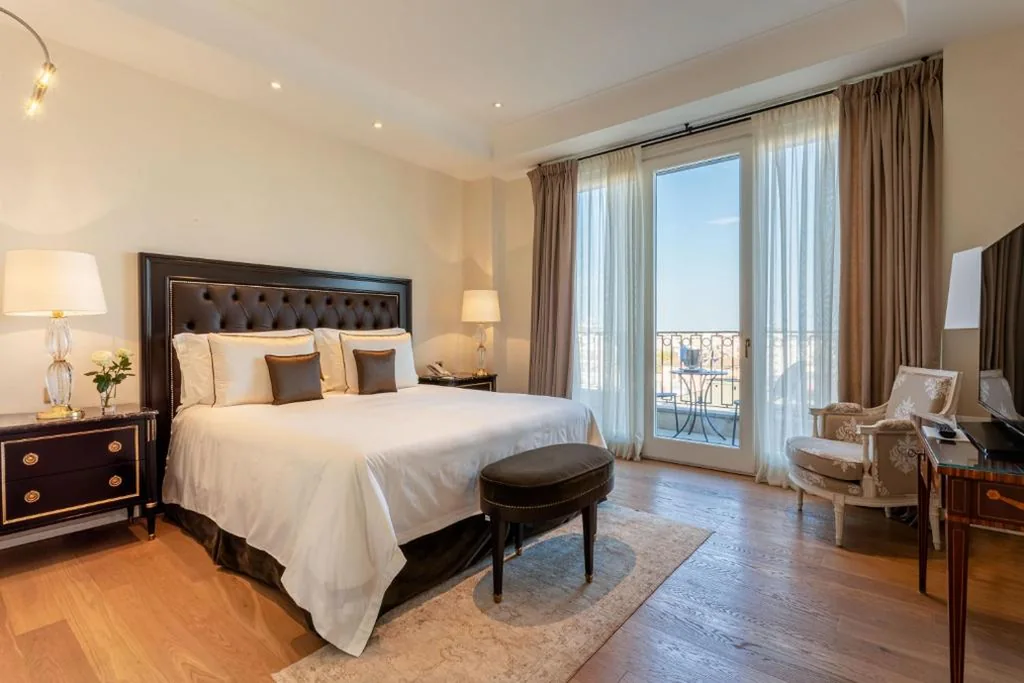 Suite Prestige Panoramica — Palazzo Parigi Hotel & Grand Spa – LHW