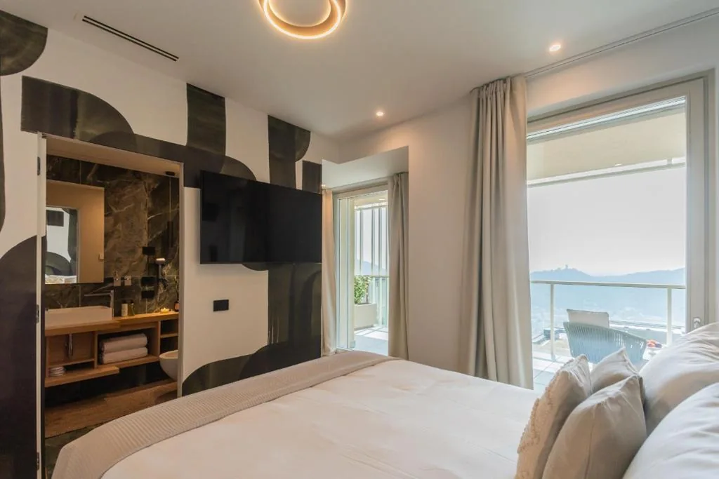 Suite — PureView Luxury Suites – AdultsOnly