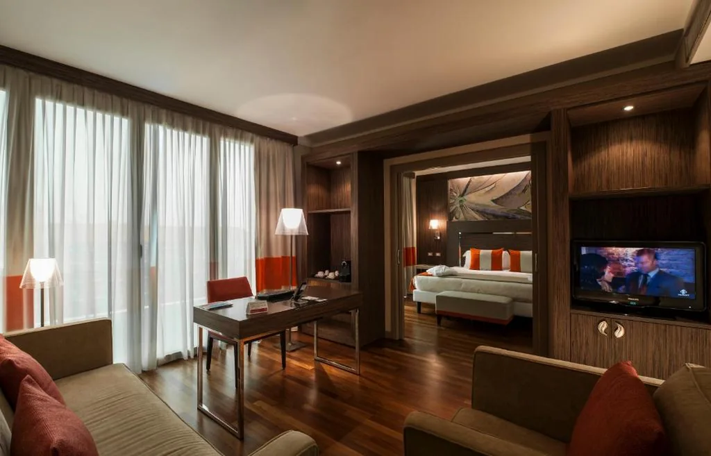 Suite — Ramada Plaza by Wyndham Milano