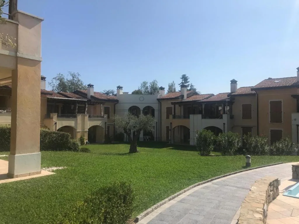 The Artist – Apartments with Private Garden in Residence with Pool — foto 3