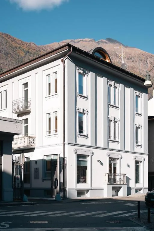 Tower Double Suite – 3 min walk to Bernina Express — foto 4