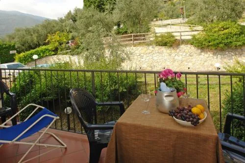 Two-Bedroom Apartment without Lake View — Residence Ruculì – Ruculì Hospitality
