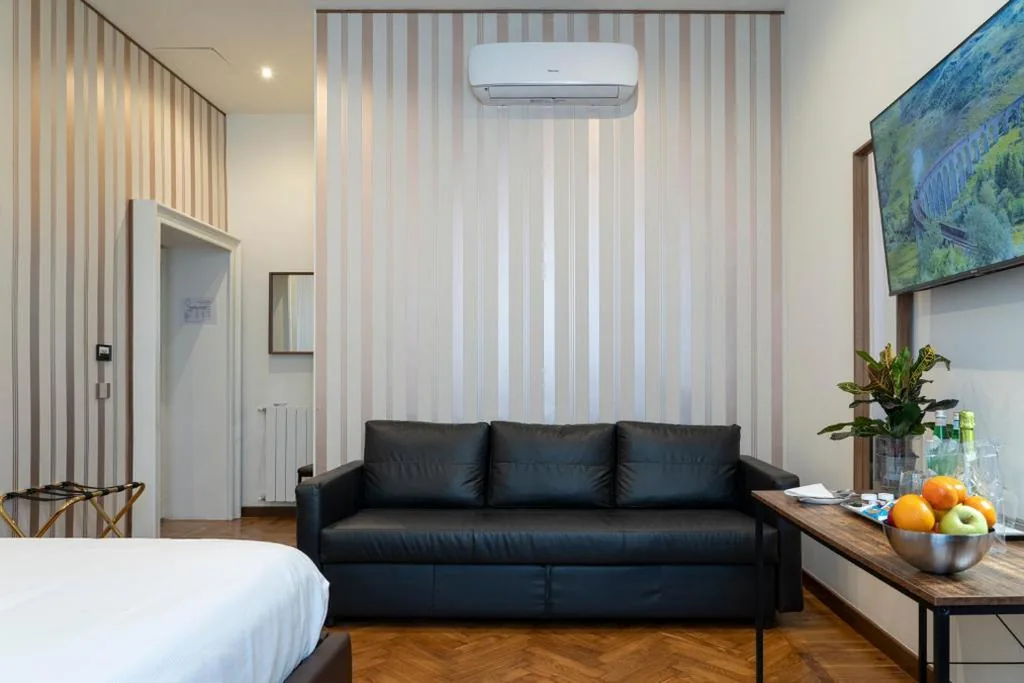 Varese Suites