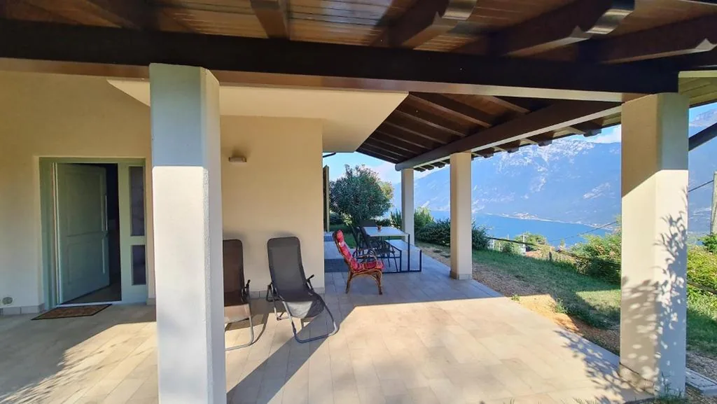 Villetta 56 Blu Yellow and Red Lake view Garden Private Parking by Garda Domus Mea — foto 7
