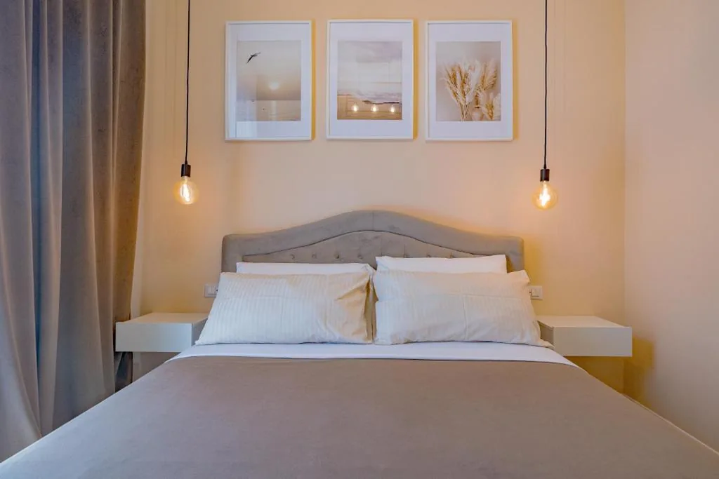 Visconti Room by Rhospitality it