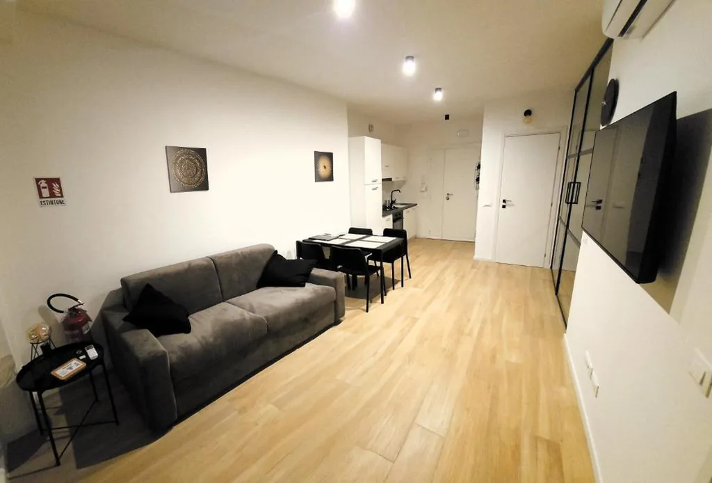Lux Beach Apartment BLACK