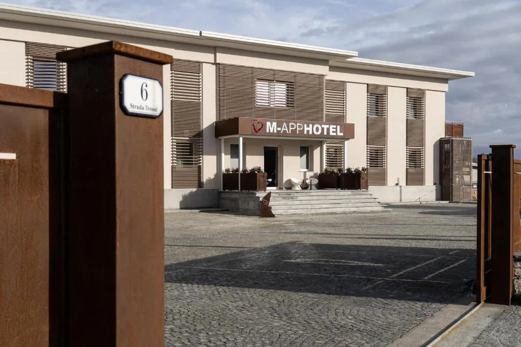 M-APPHOTEL