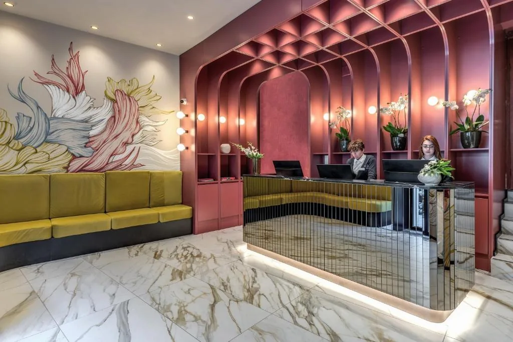 Madison Hotel