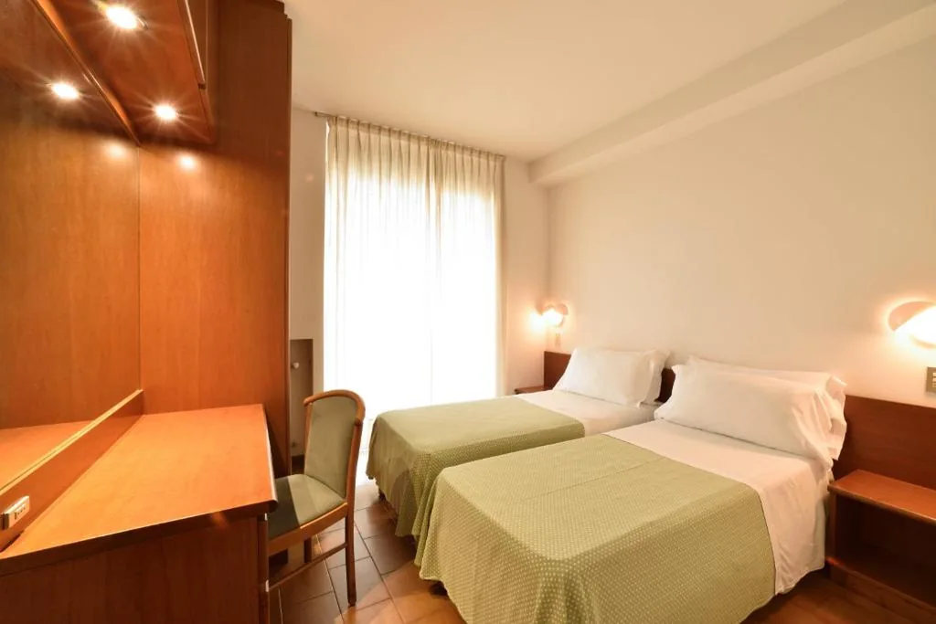 Mansard Apartment Dependance — Hotel Europa & Concordia