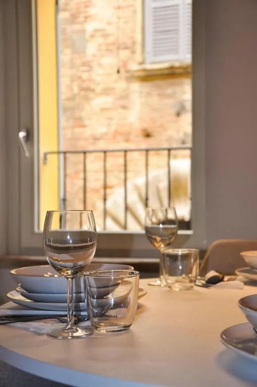 Camera Matrimoniale — Bramante Suites Urbino