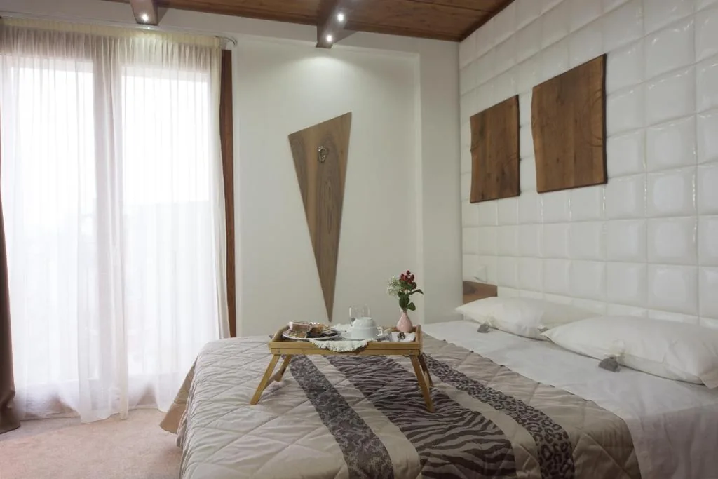 Camera Matrimoniale Budget — Albergo Diffuso Spa – Il Poggetto tra Urbino & San Marino