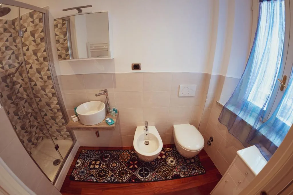 Double Room with Private Bathroom — Mare DiVino