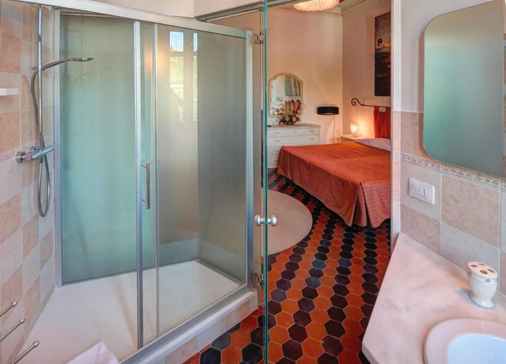 Raffaello Residence una Dimora storica con piscina panoramica nelle Marche