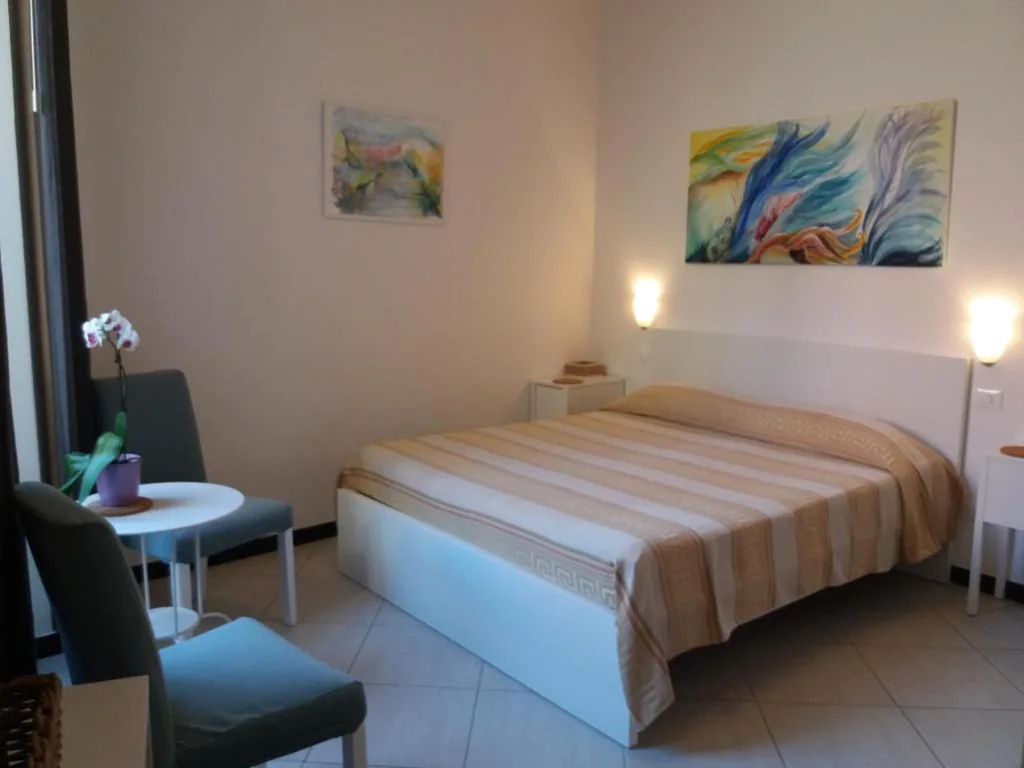 Marianna Quiet Rooms