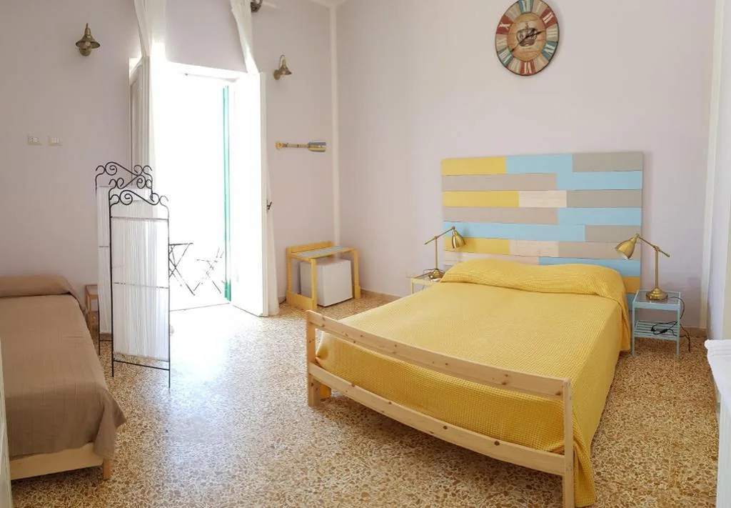 Maridea – Camere con vista al Porto — foto 5